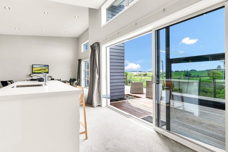 Photo of property in 18 Castleton Way, Flagstaff, Hamilton, 3210