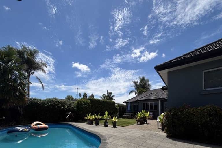 Photo of property in 10 Burgundy Court, Rototuna, Hamilton, 3210