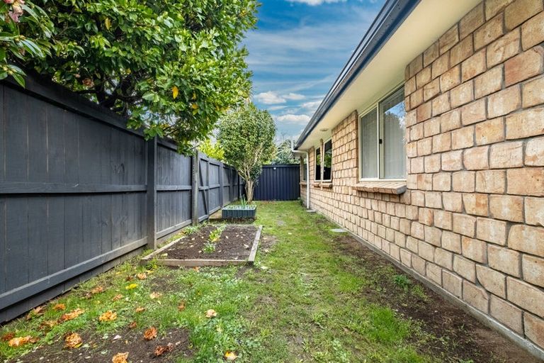 Photo of property in 19a Clevedon Road, Papakura, 2110