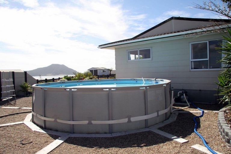 Photo of property in 2 Harrys Lane, Pukenui, 0484
