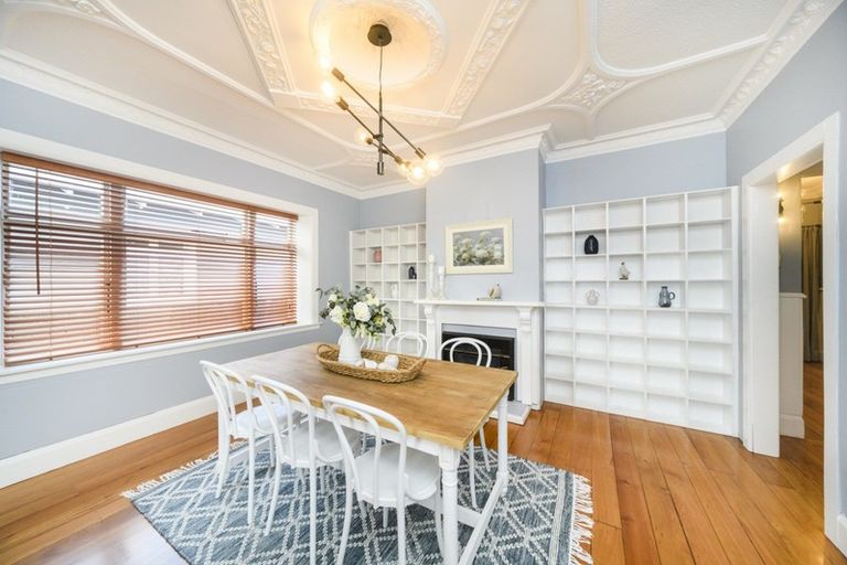 Photo of property in 15 Kowhai Avenue, Takaro, Palmerston North, 4410