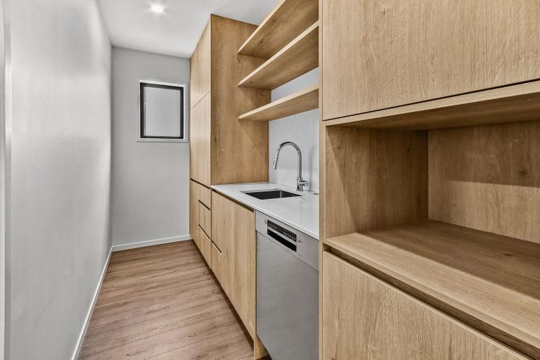 Photo of property in 95 Maungakaraka Road, Karaka, 2580