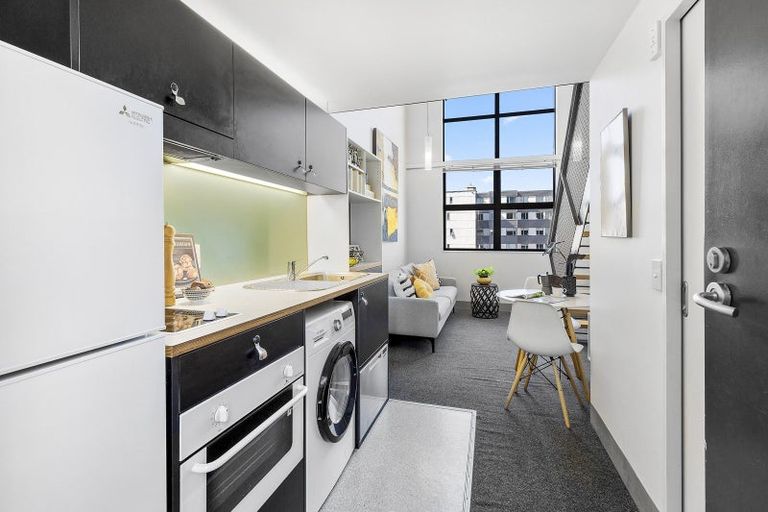 Photo of property in Urbane Apartments, 49/29 Webb Street, Mount Cook, Wellington, 6011