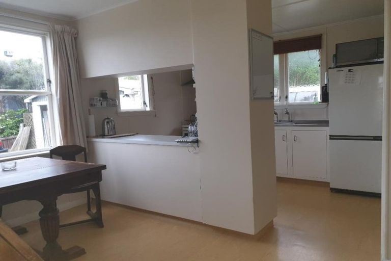 Photo of property in 2 Rakihau Place, Titahi Bay, Porirua, 5022