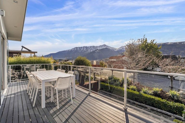Photo of property in 73 Oregon Drive, Kelvin Heights, Queenstown, 9300