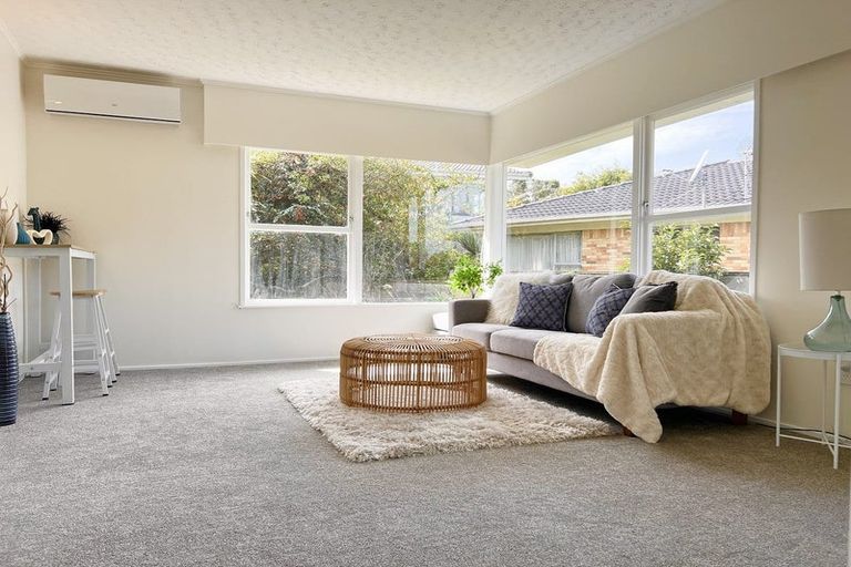 Photo of property in 2/53 Richards Avenue, Forrest Hill, Auckland, 0620