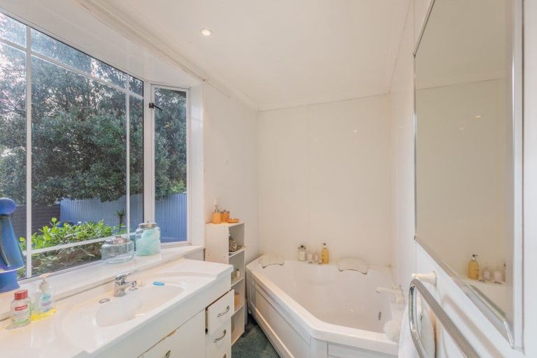 Photo of property in 200 Whirinaki Road, Eskdale, Napier, 4182
