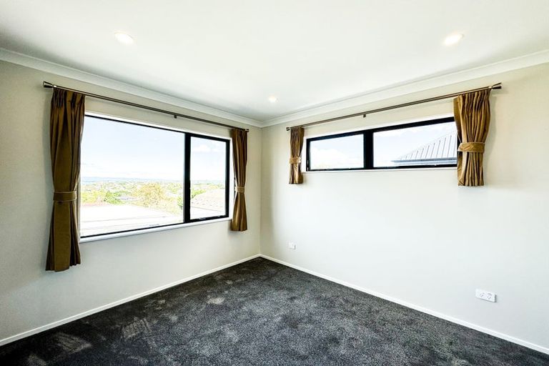 Photo of property in 44a Merani Street, Belmont, Auckland, 0622