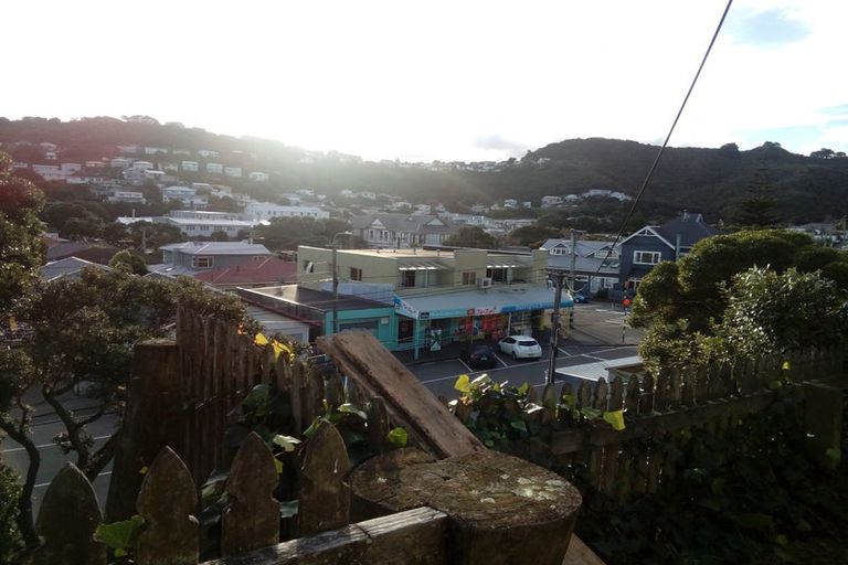 Photo of property in 104a Darlington Road, Miramar, Wellington, 6022
