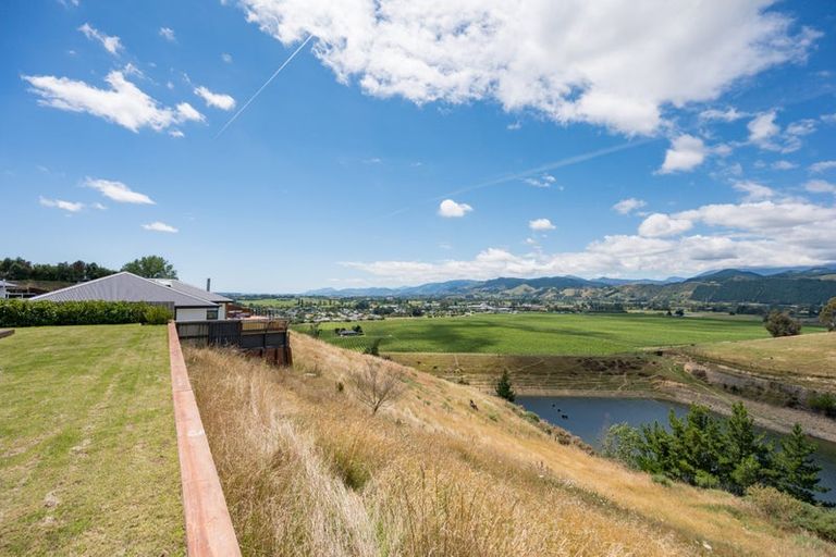 Photo of property in 45 Katania Heights, Brightwater, 7022