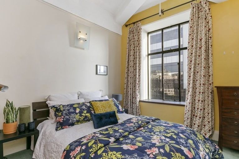 Photo of property in Dominion Apartments, 11/80 Victoria Street, Wellington Central, Wellington, 6011