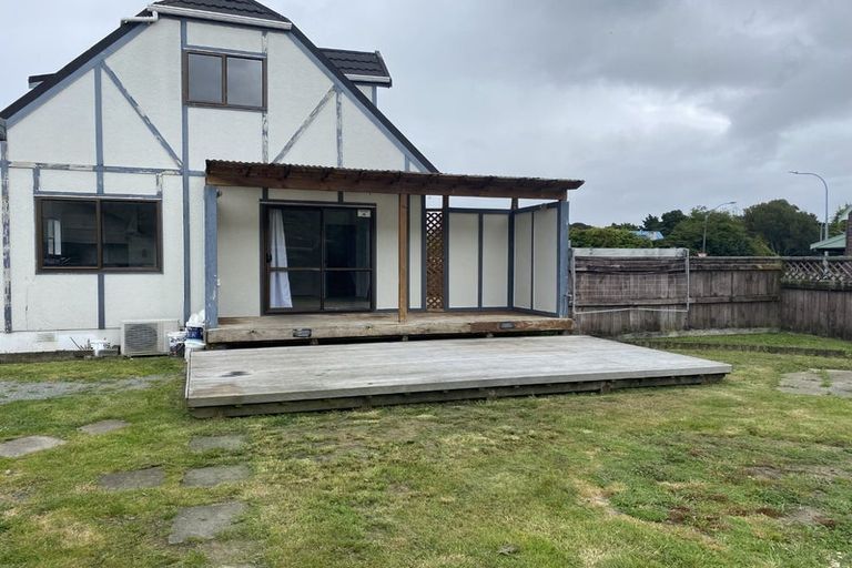 Photo of property in 13 California Drive, Totara Park, Upper Hutt, 5018