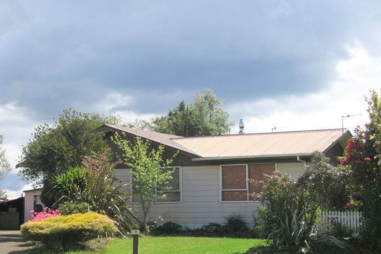Photo of property in 6 Dickens Street, Owhata, Rotorua, 3010