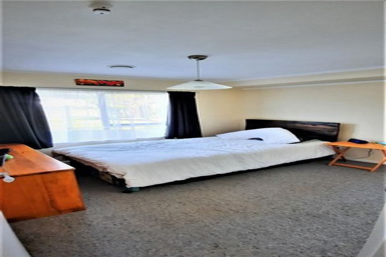 Photo of property in 3 Fenchurch Grove, Stokes Valley, Lower Hutt, 5019