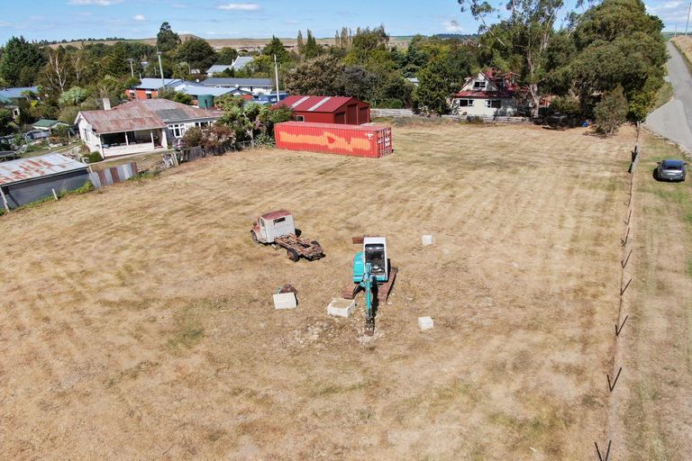 Photo of property in 3 Mckellar Street, Duntroon, Oamaru, 9494