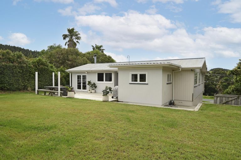 Photo of property in 17 Pakiri Road, Leigh, Warkworth, 0985