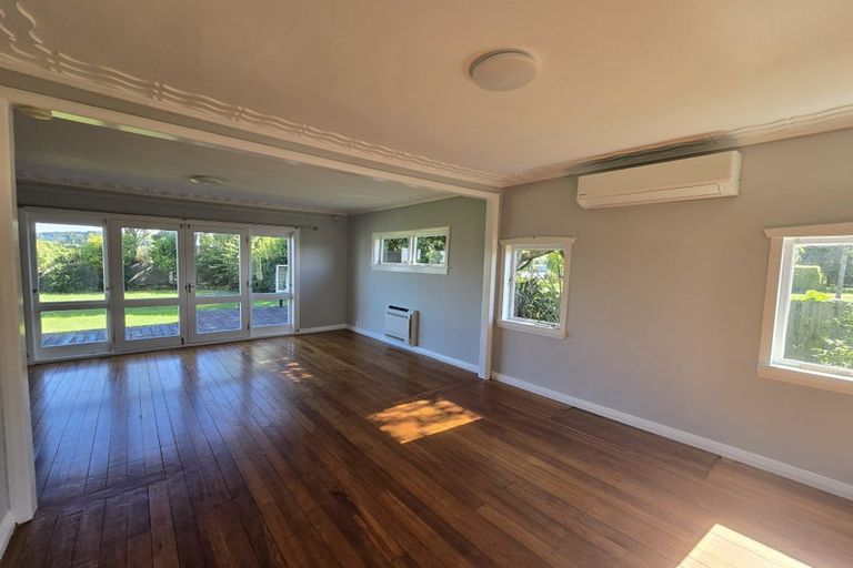 Photo of property in 1 Ngareta Road, Mourea, Rotorua, 3074