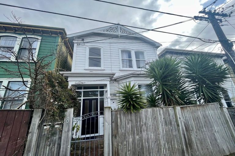 Photo of property in 8 Russell Terrace, Newtown, Wellington, 6021