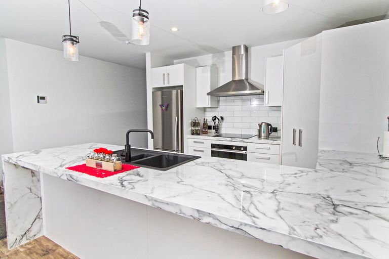 Photo of property in 24 Perriam Place, Mount Pisa, Cromwell, 9383