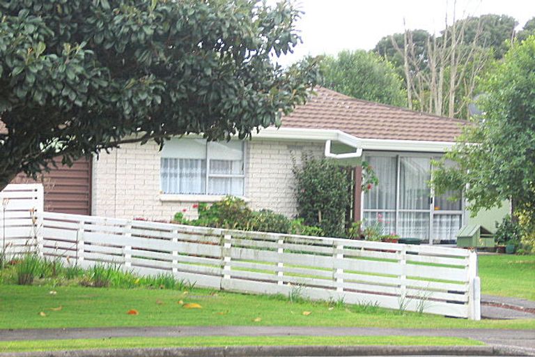 Photo of property in 15b Sandalwood Drive, Dinsdale, Hamilton, 3204