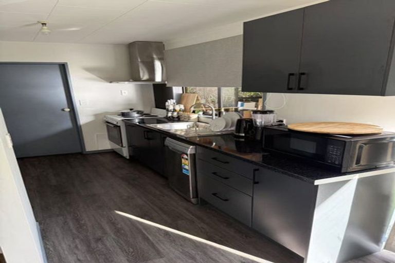 Photo of property in 73 Montgomery Avenue, Karori, Wellington, 6012