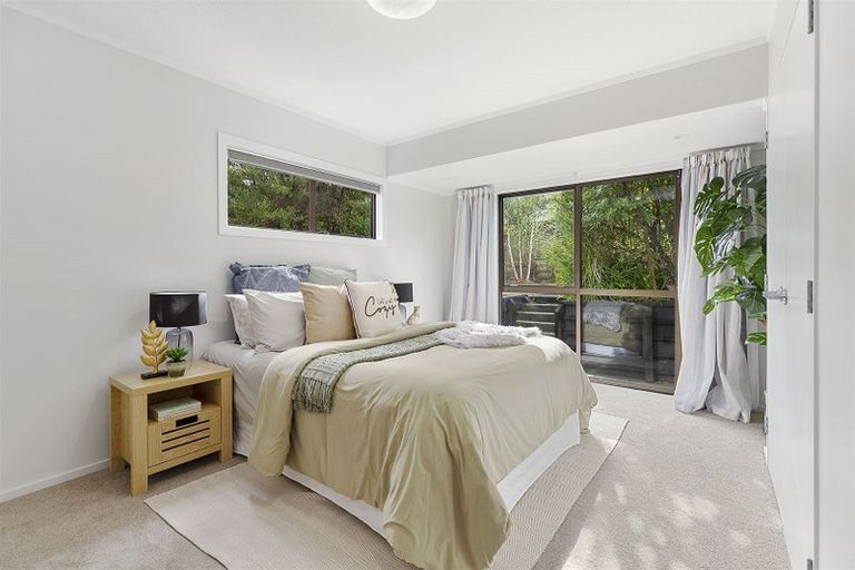 Photo of property in 53 Albatross Close, Whitby, Porirua, 5024