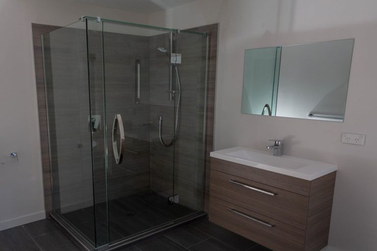 Photo of property in 102 Emerald Hill Drive, Birchville, Upper Hutt, 5018