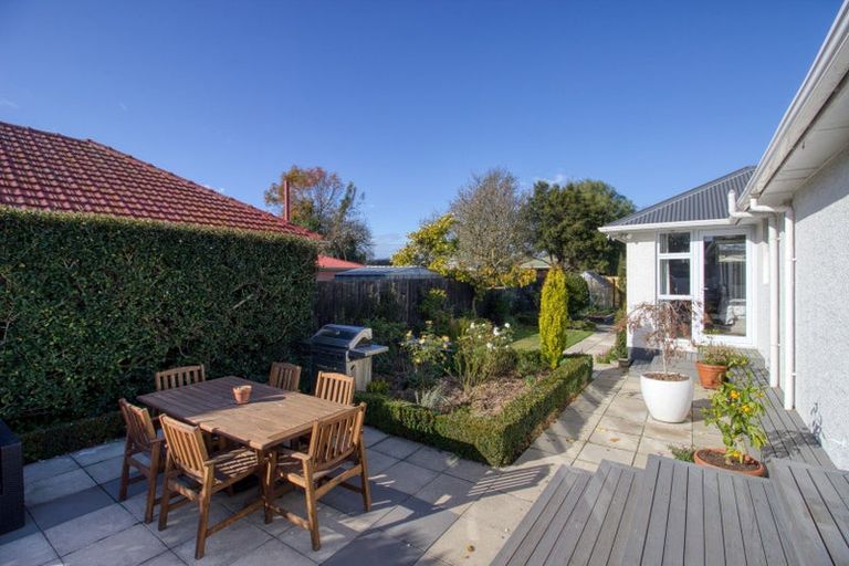 Photo of property in 38 Evesham Crescent, Spreydon, Christchurch, 8024