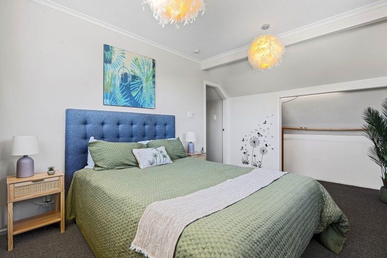 Photo of property in 209 Queenspark Drive, Parklands, Christchurch, 8083