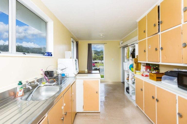 Photo of property in 23 Blueberry Grove, Timberlea, Upper Hutt, 5018