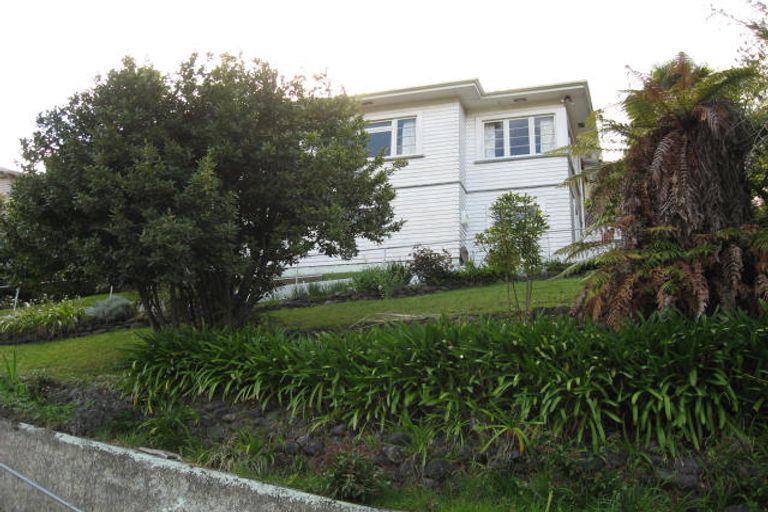 Photo of property in 62 Locking Street, Nelson South, Nelson, 7010