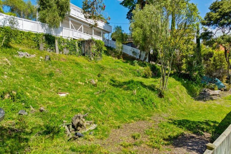 Photo of property in 33b Island Bay Road, Beach Haven, Auckland, 0626