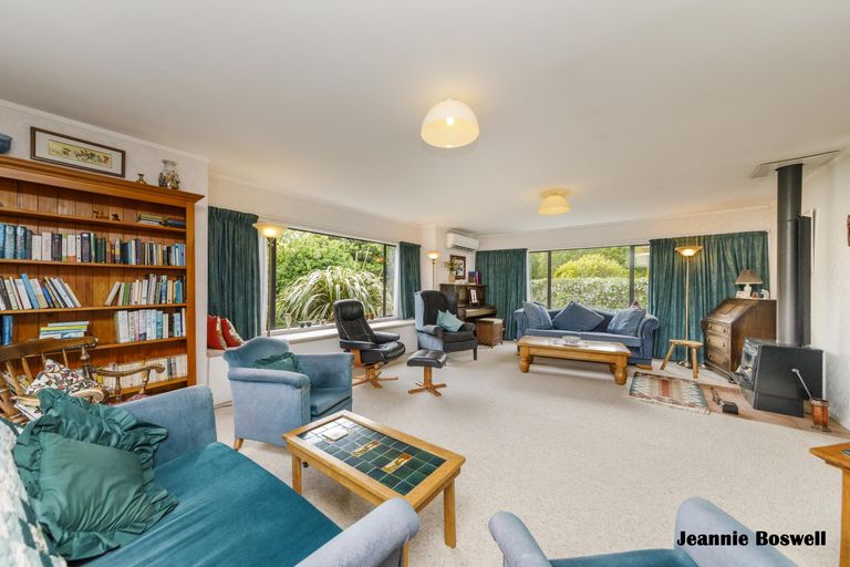 Photo of property in 160-170 Moonshine Valley Road, Aokautere, Palmerston North, 4471