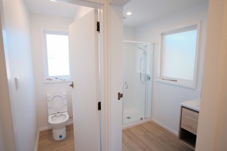 Photo of property in 2/12 Penhelig Place, Burnside, Christchurch, 8053