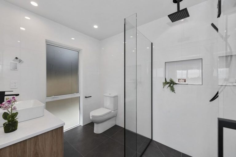 Photo of property in 18 Rose Berry Crescent, Flagstaff, Hamilton, 3210