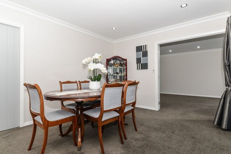 Photo of property in 20 The Esplanade, Huntington, Hamilton, 3210