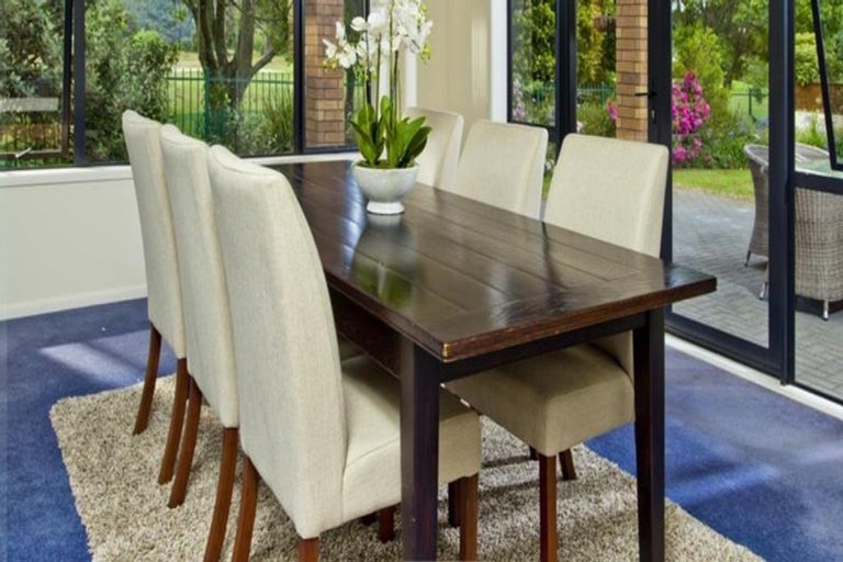 Photo of property in 35 Oak Manor Drive, Albany, Auckland, 0632