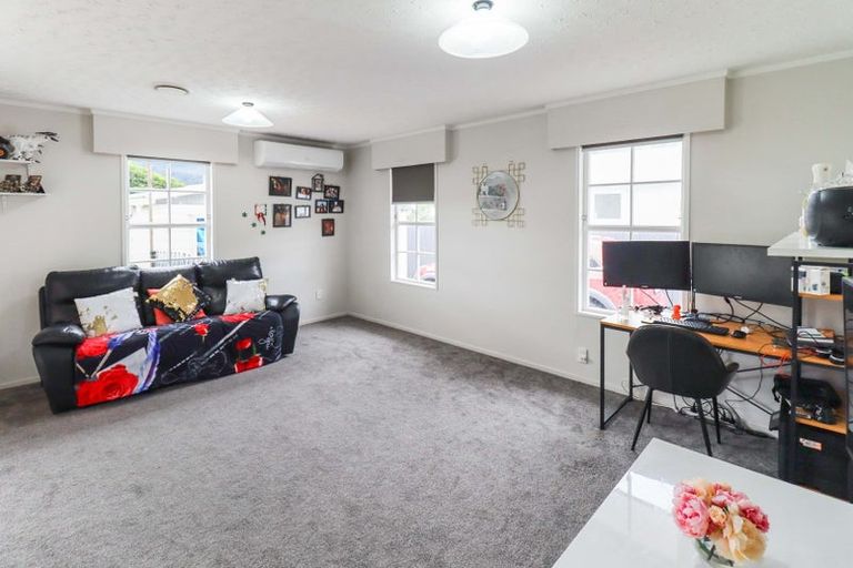 Photo of property in 12 Rakaia Grove, Wainuiomata, Lower Hutt, 5014