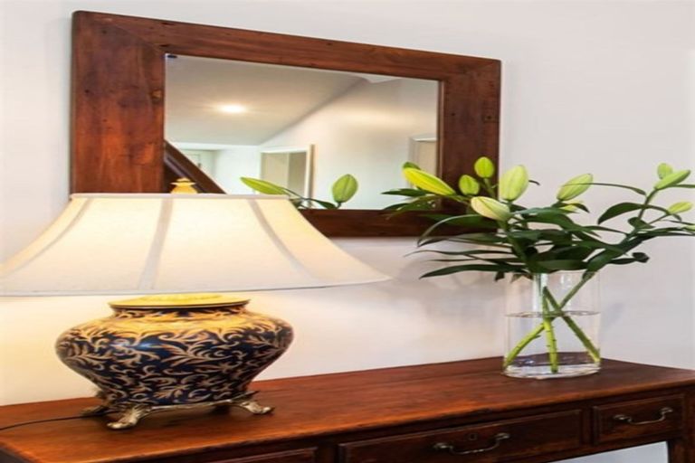 Photo of property in 32 Peel Street, Strowan, Christchurch, 8052