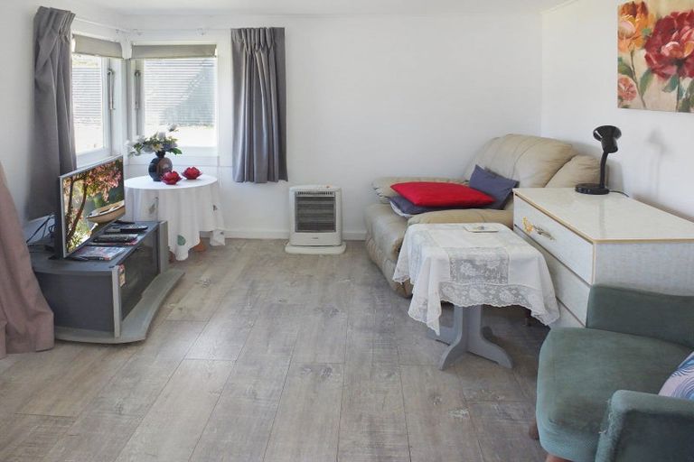 Photo of property in 15 Andrews Street, Foxton Beach, Foxton, 4815