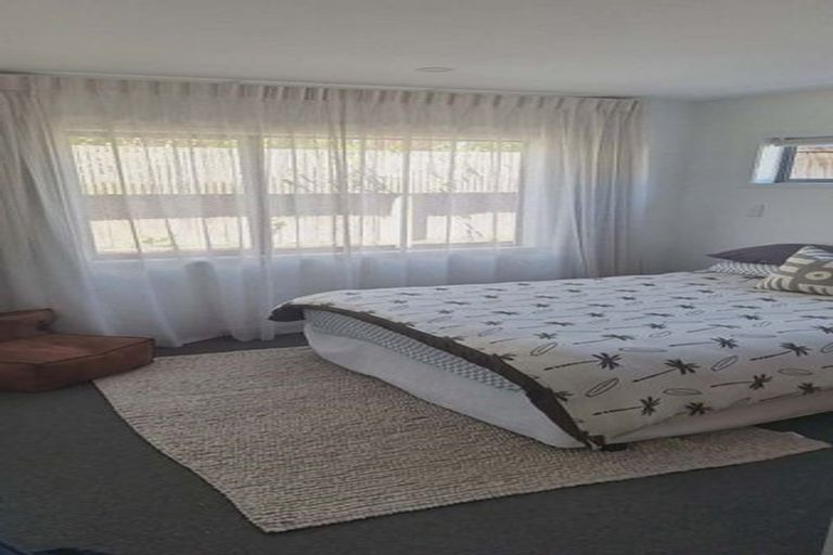 Photo of property in 16 Coral Drive, Papamoa Beach, Papamoa, 3118