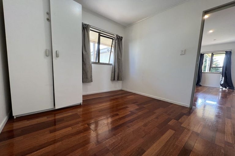 Photo of property in 18 Challinor Street, Pakuranga, Auckland, 2010