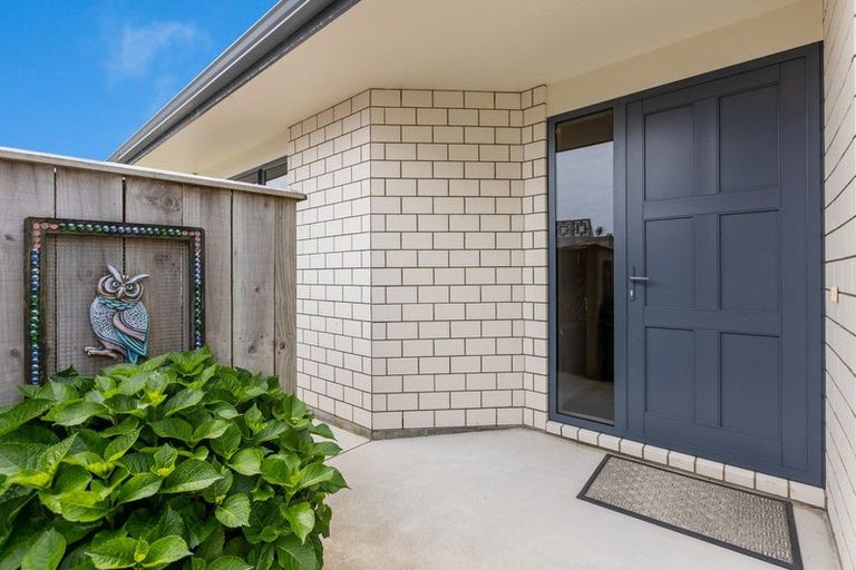 Photo of property in 14 Annandale Street, Lynmouth, New Plymouth, 4310