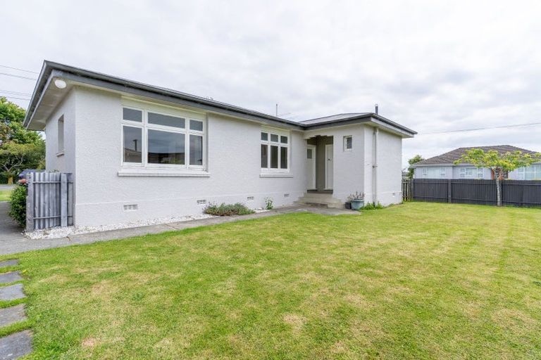 Photo of property in 38 Albert Street, Winton, 9720