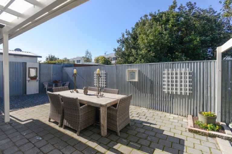 Photo of property in 8 Pukeko Place, Westshore, Napier, 4110