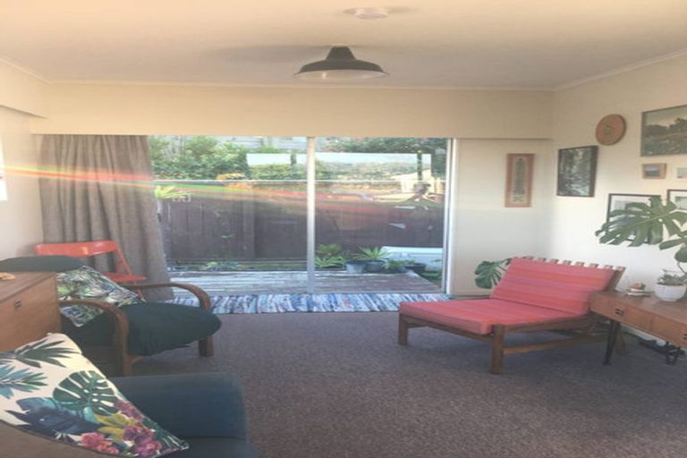 Photo of property in 4a The Track, Plimmerton, Porirua, 5026