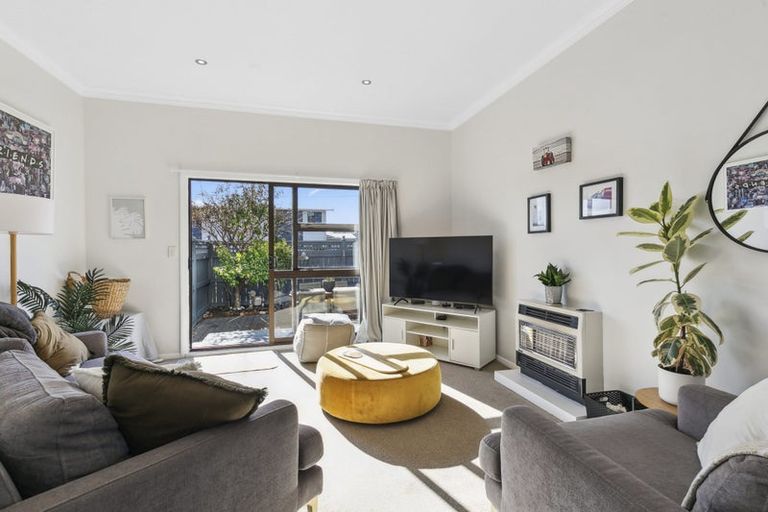 Photo of property in 406 Broadway, Miramar, Wellington, 6022