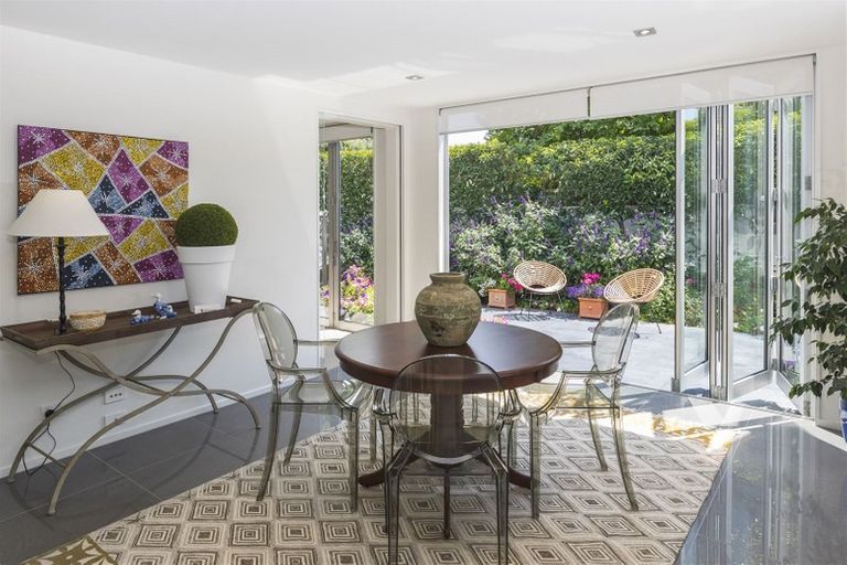 Photo of property in 3a Church Lane, Merivale, Christchurch, 8014