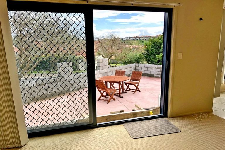 Photo of property in 6a Voyager Drive, Gulf Harbour, Whangaparaoa, 0930