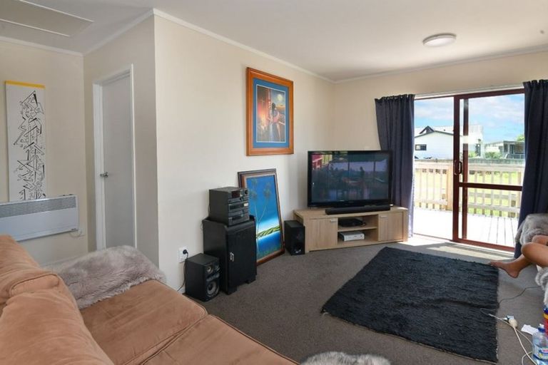 Photo of property in 200 Parkhurst Road, Parakai, 0830